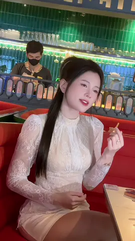 Kệ em đi, mình em đi cũng được😣😣😣#TikTokAwardsVN #dauacungthuongthoi #junahienthanh #thientu #xh 