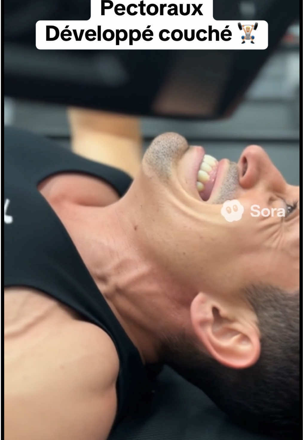 Aïe dur dur 😅💪🏽 @Tibo InShape #astuces #muscu #Fitness #pectoraux #ia 