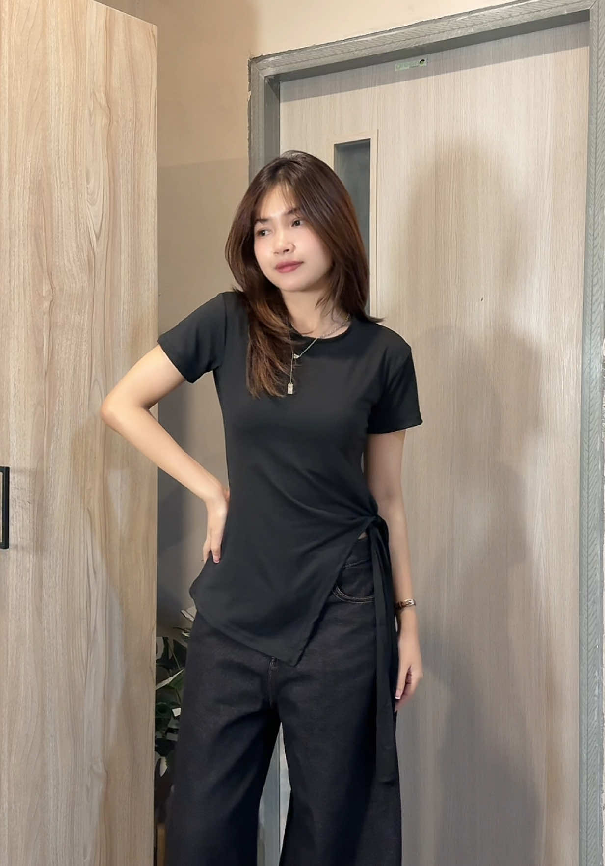 เสื้อยืดแต่งผูกโบว์ด้านข้าง #เสื้อยืดผู้หญิง 