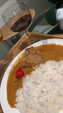 Si tu n’a jamais manger cette sauce la c’est tu n’est pas ivoirien 🤣Sauce arachide avec apki est doux ..peanut butter soup with rice 😅#africainfood #saucearachide🇨🇮#ivoirienfood #food #rice 