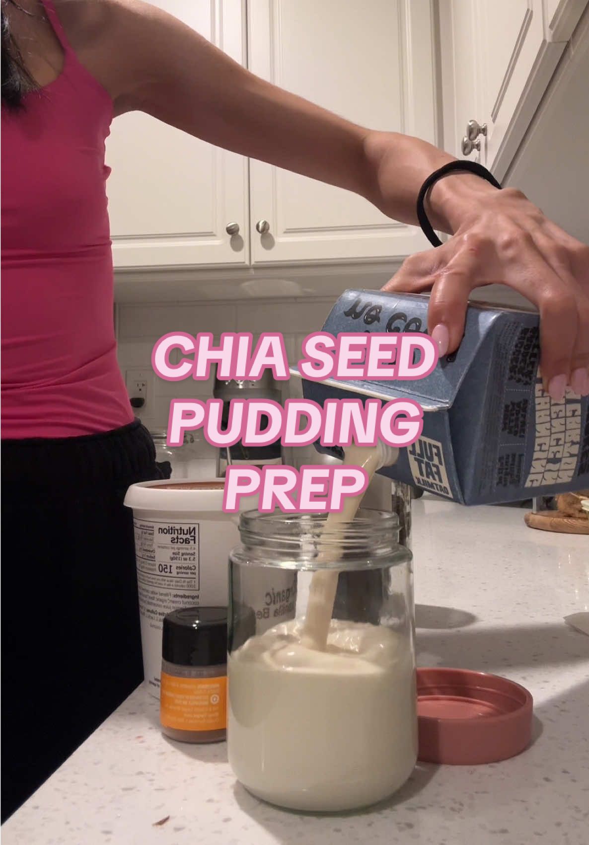 I don’t usually post night-time videos #ballerina#foodprep#chiaseedpudding#ballet#vegan 