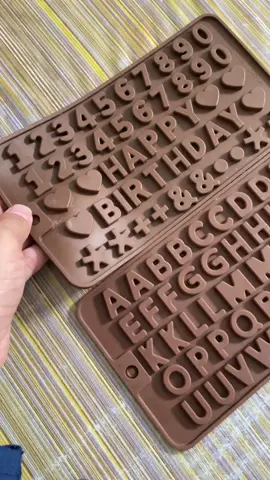 #fudgybrownies #cetakancoklathurufangka #cetakanhurufsilikon #coklatcompound #coklatbatang 