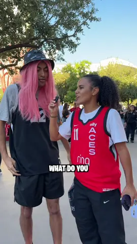 @Las Vegas Aces fans rating their outfits for the parade🎉🏆  #lvaces #lynadia #WNBA #wnbafinals #basketball 