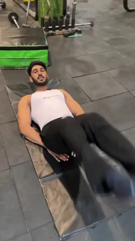 Do every exercise shown here 3sets 20 repetitions each take 1 minute rest in between sets and repeat✅💯 . . . . .. #core #Fitness #workout #abs #strength 