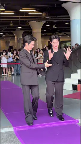 เติ้ล : ร้อนมั้ย ติดฝน : ร้อน!! (🤣) เติ้ล : รีบเข้าร่มกันน้า🥺 @ว้อทอีฟ - What if @Firstone  THE VIRAL PARTNER TFO  #TheViralHitsxDMD