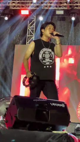 Tak Ada Ujungnya - @Rony Parulian #ronyparulian #ronyparuliandilombok #wer1official #wer1lombok #takadaujungnya 