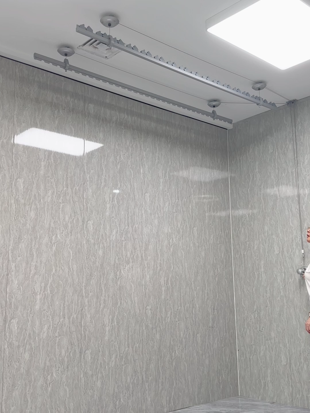 Deliver directly to from China Malaysia and Phillippines store available now Luxury Aluminum Alloy Manual Windproof Balcony Ceiling Mounted Clothes Drying Rack #fyp #clothesdryingrack #clothesrack #homestorage #clotheshangers #metalhangers #dieyuanhouseware #wallmountedclothrack #foldabledryingrack #foryou