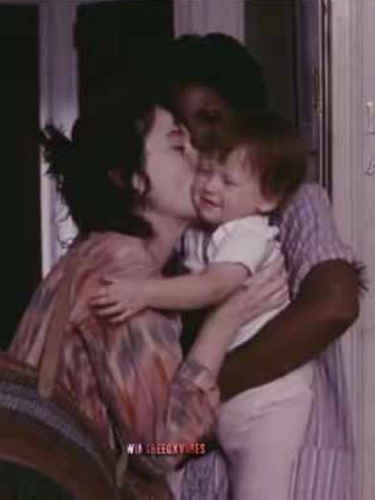 They are so cute 🥹                      #heartburn #mamiegummer #merylstreep #fyp #paratii 