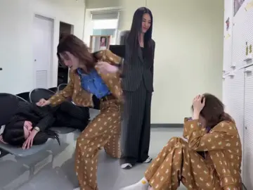 ငါအူတတ်နေပြီကြည့်ပြီ🤣🤣🤣#fouryoupage #thailand🇹🇭 #fyp #tiktok #မြင်ပါများပီးချစ်ကျွမ်းဝင်အောင်လို့🤒🖤 