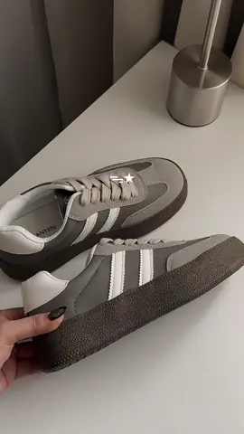 LOOK! Gray kicks from Bostanten! ᯓ★ #bostanten #shoes #bostantenshoes #shoesrecommendation 