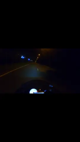 1 mình 1 xe bật thêm bài nhạc thật chill #s1000rr 