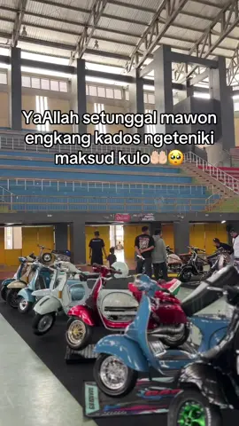 Entah kapan, suatu saat nanti pasti aku akan punya😇🤲🏻 #kediriscooterfestival #ksf8 #vespaklasik #fyppppppppppppppppppppppp 