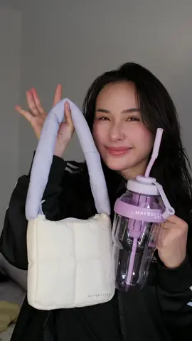Bộ Merch xinh nhất mà tui có 😗😗#hợptáccùngmaybelline #quynhnhie 