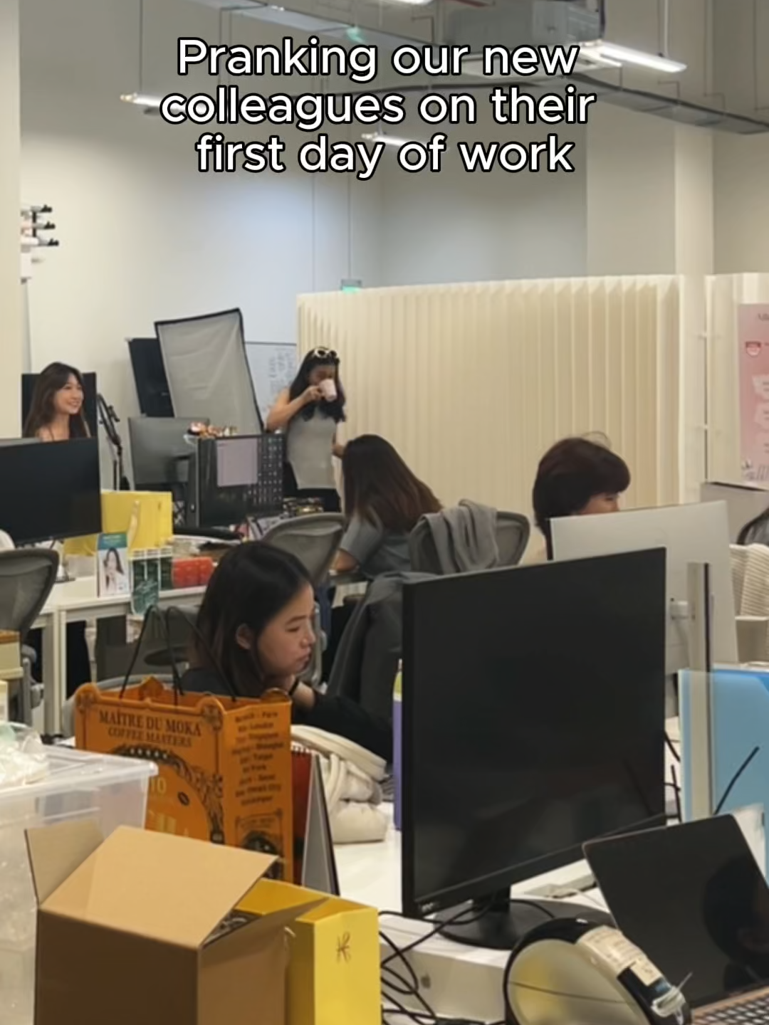 Pranking the new colleagues on their first day at the office 😏 Watch till the end to see their reactions! #officeprankchallenge #office #funny #kbeauty #funnyoffice #prank #prankvideo #ksisters #jungbeauty #humour #skincare #beauty #koreanskincare #korea #singapore #officepranks