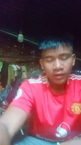 mukbang trứng vịt lộn  ##giaitritiktok #mukbang #__tiktokind #tiktok 