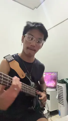 isenk #asikinaja #4stringbass #fenderbass #bassistsoftiktok #slapbass 