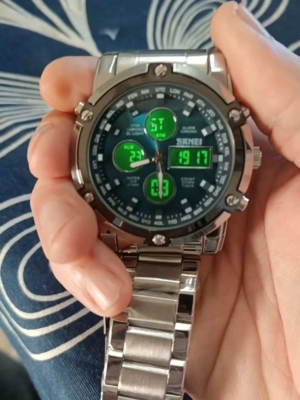 orologio uomo al quarzo ora disponibile su tiktokshop #tiktokshopitalia #orologio #quarzo #uomo 