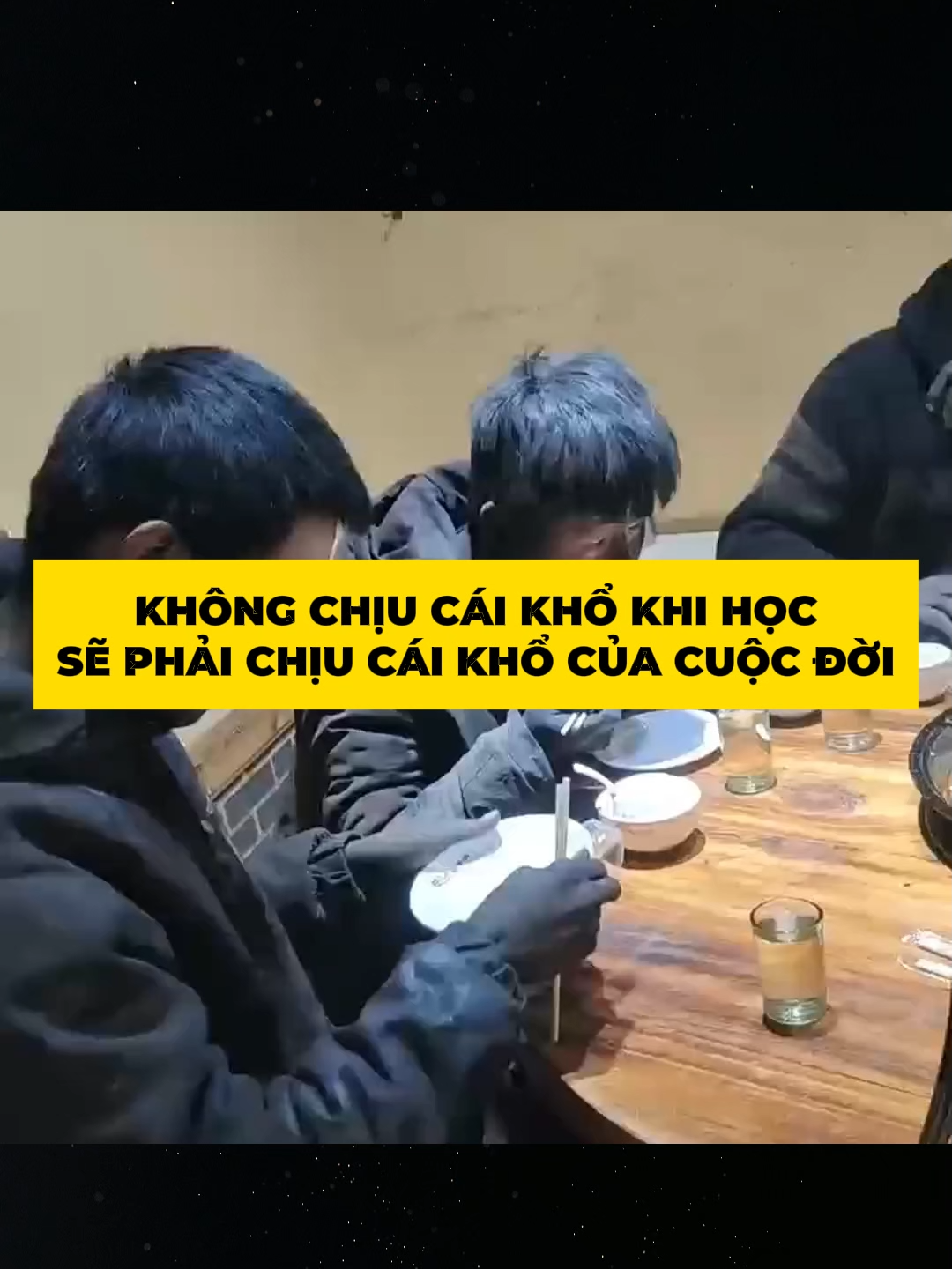 Không chịu nổi cái khổ của việc học con sẽ phải chịu cái khổ của cuộc đời. #hochanhkhongvatva #giaoduc #tienphongbooks #sachhay