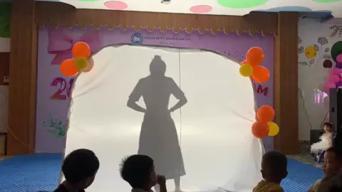 🩷”Nhật ký của mẹ” là bài hát tôn vinh giá trị cao đẹp về tình yêu thương  và sự hy sinh của Mẹ dành cho con cái từ lúc ấu thơ đến lúc trưởng thành 🧑🏻‍🎓 🩷 🎊🎊 Nhân dịp 20/10, chúc một nửa thế giới mãi xinh đẹp, hạnh phúc và thành công với những gì mình lựa chọn ❤️❤️ #xuhuongtiktok #20/10 #hellokitty #muabong #nhatkycuame 