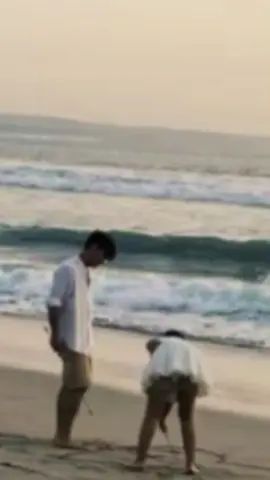 Gebrakan apalagi ini🤸🏻‍♀️🤸🏻‍♀️😭🤣nulis apa sih qeel jadi penasaran🤔🤣#harqeel #harryvaughan #aqeelacalista #fypdong #asmaragenzsctv 