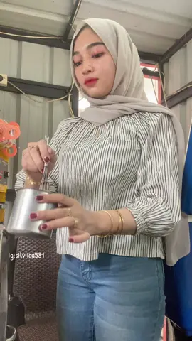 Mohon bersabar ya ngantrii🤭🙏