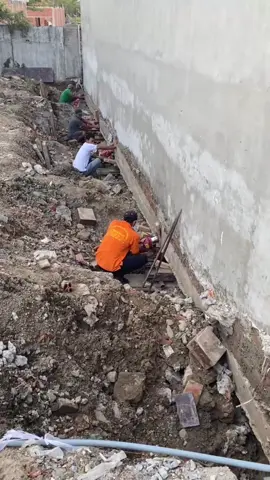 Thần đèn thiên phúc di dời căn nhà xây dựng sai vị trí.
