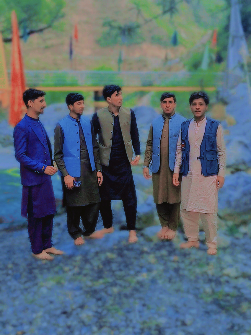 @RAJA AFZAAL ❤️😘 @💫𝕊𝕒𝕣𝕕𝕒𝕣 𝕤𝕒𝕛𝕛𝕒𝕕💫 @Câll_Mé_ÅtìF 