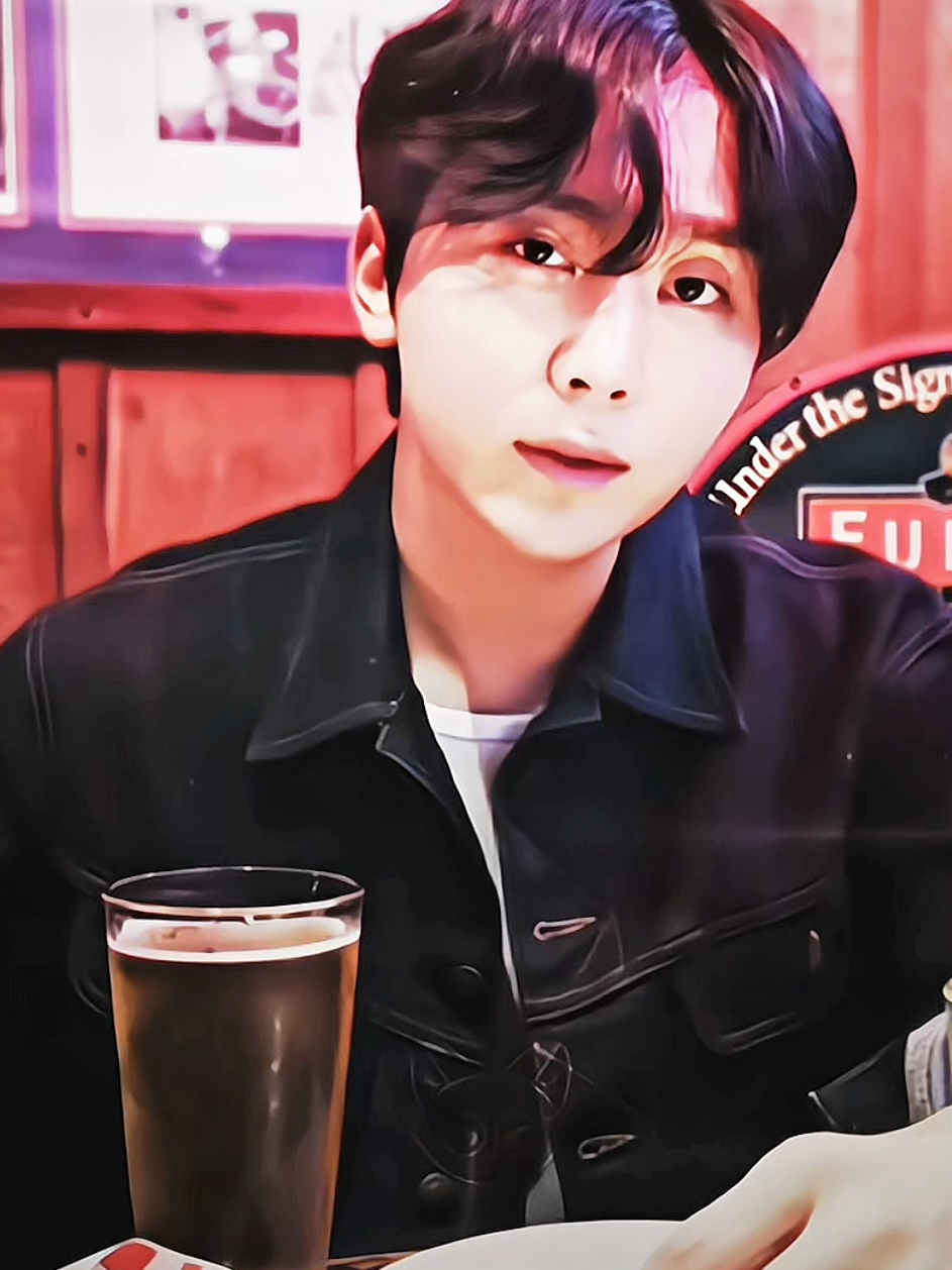 very random edit but I NEED BOO SEUNGKWAN ✊🏻😩 #seungkwan #booseungkwan #seungkwanedit #seungkwanseventeen #fyp 