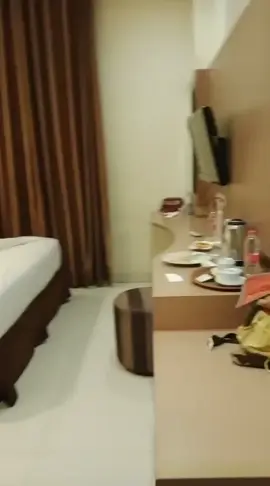 booking hotel via tiktok harganya lebih murah #hotelcirebon #cirebon #sutanrajahotel #promoseruweekend #tiktokgo 