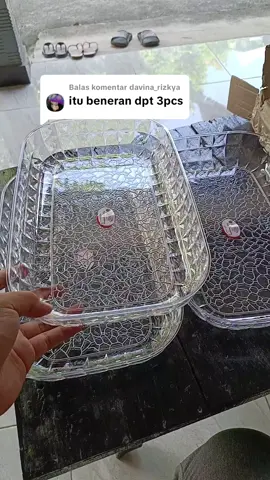 Membalas @davina_rizkyabeneran bundaa dapat 3 pcs looh #nampan #akrilik #wadahmakanan #wadahprasmanan 