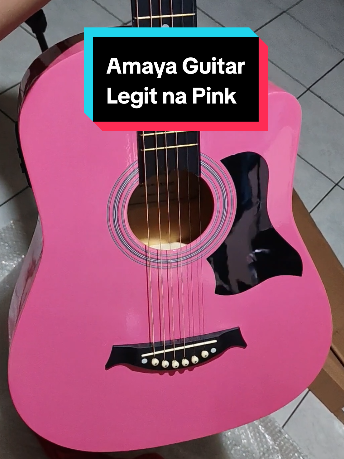 Iba ang saya pag Pink 🌸🤤 Ito Legit na Pink. Amaya Guitar with Equalizer from Music #pink #acoustic #guitar 