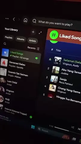 lagunya kok nyesekk...   #fyp #beranda #music #spotify #sad 