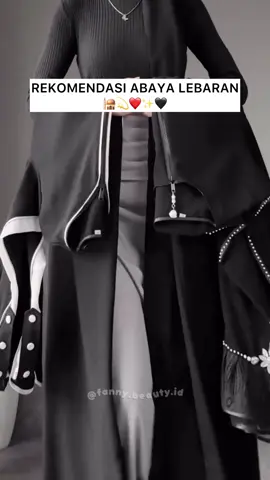 Gak perlu bingung outfit lebaran, abaya ini jawabannya☺️🖤  #abayahitam #ootdlebaran #abayaremaja #fashiontiktok #ootdhijab 