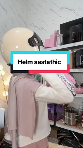 Melindungin kepala pakai helm yang sni👌🥰#fyp #helm #helmbogo #helmbogokekinian #diskon 