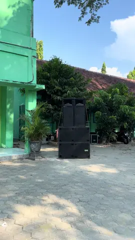 #cakrajayaaudio #sewasoundmadiun #soundsystemmadiun #soundmadiunngawi #sewasoundkarnavalmadiun 
