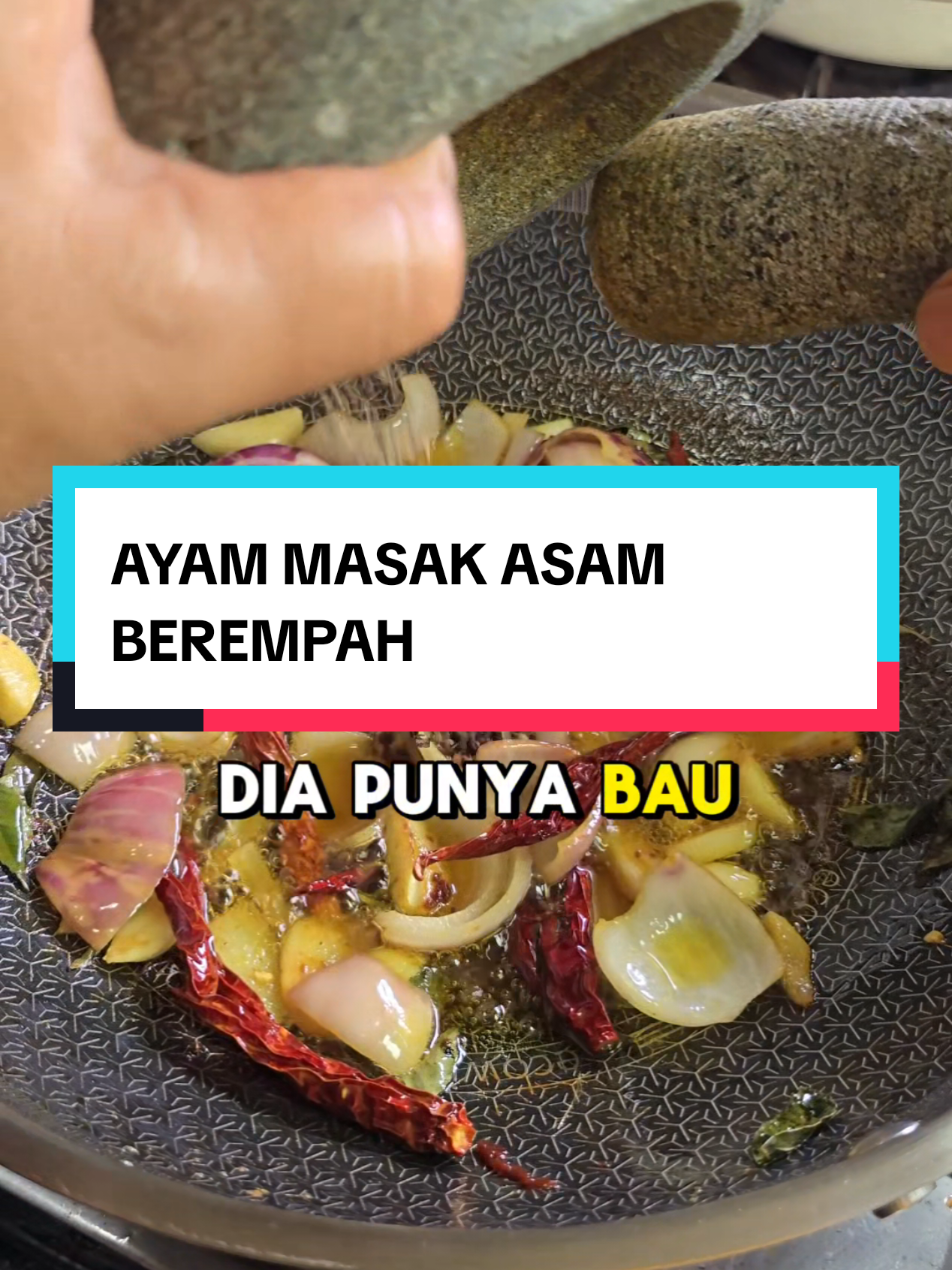 Replying to @fara_ana96 Boleh saja nak buat Ayam Masak Asam tanpa bawang holland, ikut saja video saya ni memang sedap dan ringkas. Bahan-bahan 1/2 kg ayam Bahan tumbuk secubit lada hitam kasar 1 sk halba campur Bahan tumis 2 biji bwg besar 6 biji bwg putih 3 cm halia 6 tangkai cili kering 3 tangkai daun kari bahan tumbuk 350 ml air panas Perasa 1 sb pes asam jawa 8 kiub gula melaka garam 1 kiub pati ayam 1 atau 2 sb sos cili 10 tangkai cili padi #resepiayam #masakansimple #resepisimple #ayammasakasam #ayamgoreng 