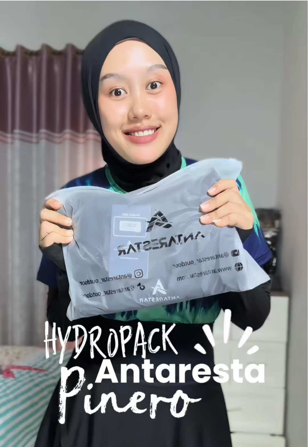 Aku sih yes ya 🤭 @ANTARESTAR #hydropack #pelarikalcer #trailrunner #OOTD #outfitrunning 