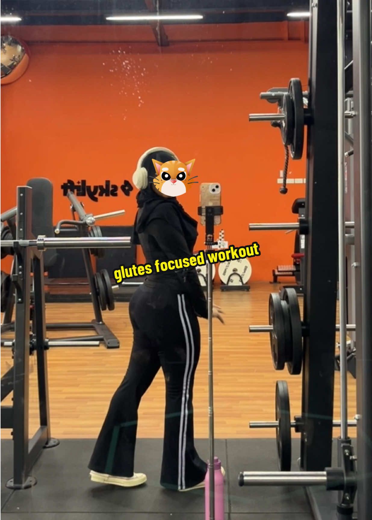 gym tengah hari, tipis tipis yg penting dapet 🤡#glutes #glutesexercices #gym 