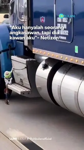 kawan susah senang 😔 Sumber: user7920718208 #ohbulan #viral #toystory #buzz #woody 