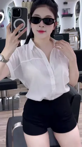 Áo sơ mi cộc tay túi gấp cách điệu chất tằm mềm mỏng mát #aosomi #aosominu #somicoctay #thoitrangnu #xuhuong 