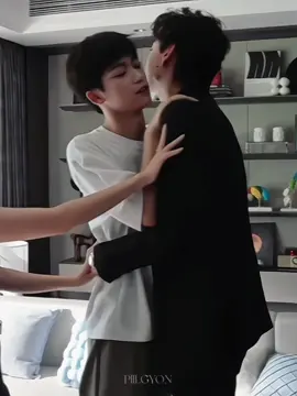 พี่มันเอาจริงนะนั่น! นาทีนี้ใครห้ามก็ไม่ฟังละ5555555555 (🙂‍↔️) #ziyu #tianxuning #tianziyu #revengedlove #ศัตรูหัวใจคือแฟนใหม่ผมเอง 