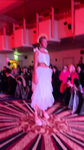 Come along to @Tyler Edgar “Beautiful and Damned” fashion show !! Thank you so much for having us it was amazing!!  #fashion #cardiff #cardiffmet #TylerEdgar #cardiffmetfashionsociety 