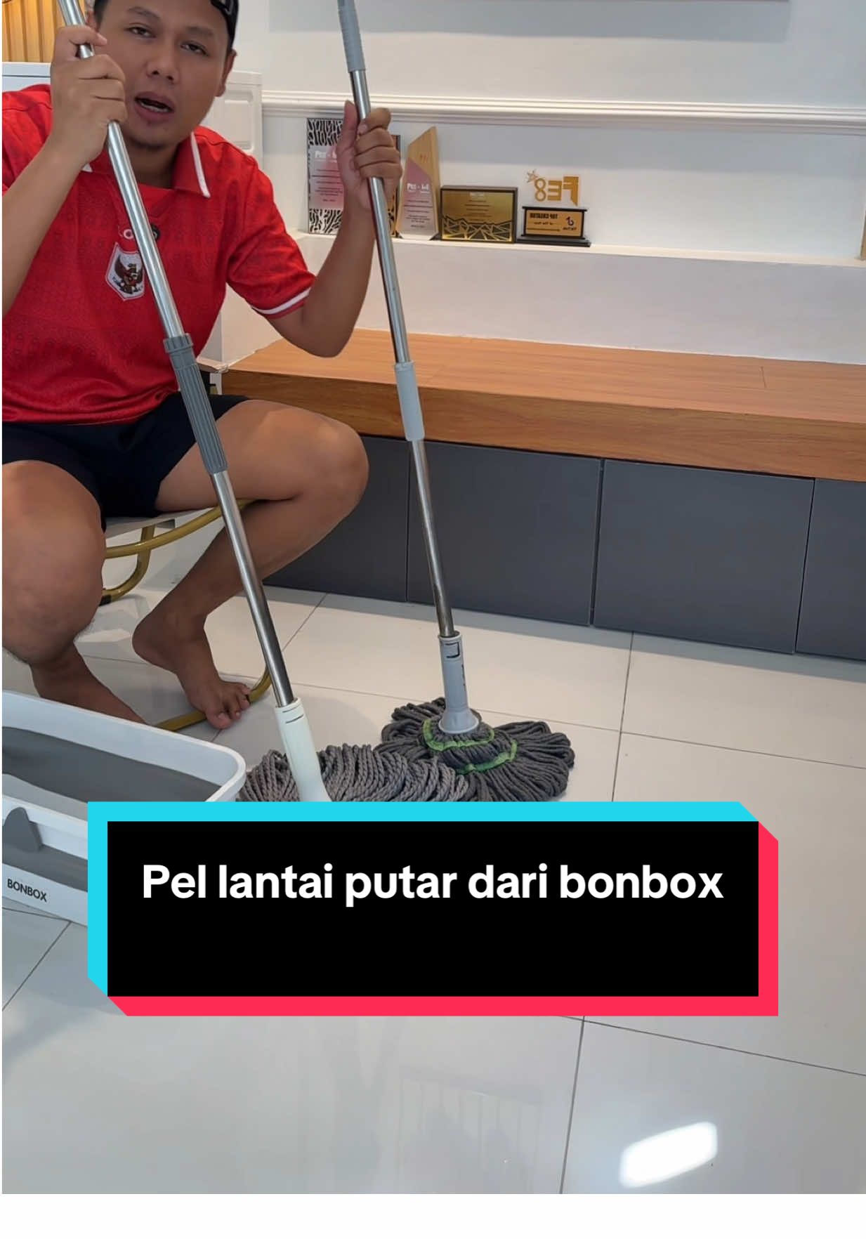 Membalas @mamadimas985 pel lantai premium bonbox #pellantai #pellantaipraktis #pelputar #pelpraktis 