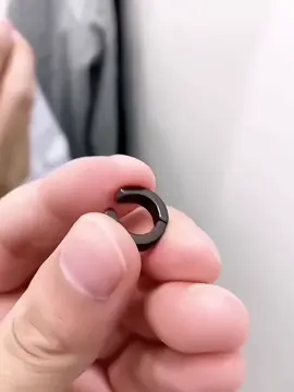 Quả nhiên là con trai ăn mặc đẹp thì đẹp trai. Thử xem nào! #bôngtai #bôngtaitựdính 