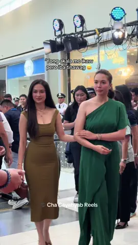 Queen #MarianRivera and #JuliaMontes cutie moment ✨ #Avignon #fyp @SM City Pampanga 