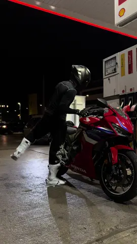 wroom😝 #foryou #fyp #biketok 