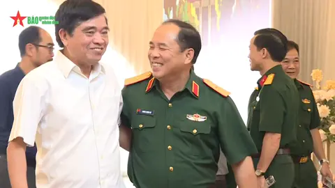 Gặp mặt Kỷ niệm 75 năm Ngày truyền thống Báo Quân đội nhân dân (20/10/1950-20/10/2025).                              -------------- #báoqđnd #bộđộicụhồ #tintứcquânsựviệtnam #xh #QĐNDVN 