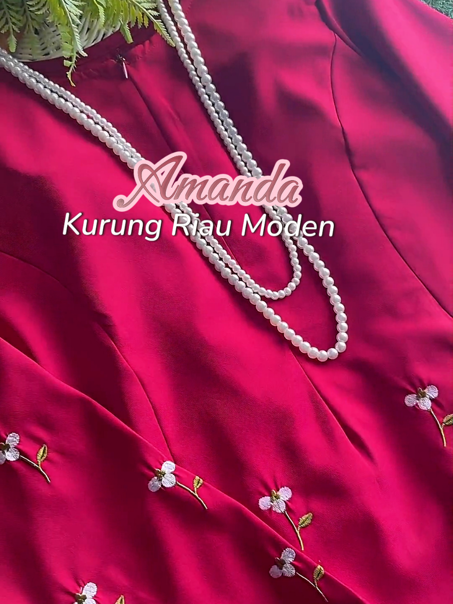 Kurung viral, kurung Amanda.. Kurung riau moden, material cotton silk yang nampak mewah exclusive.. Warna maroon tak pernah tak lawa! #bajukurung #bajukurungsulam #bajukurungmurah #bajukurungcantik #bajuraya2026 