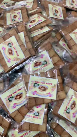 Bánh chả dừa ngon ngon #TikTokAwardsVN #ilovetiktok #taphoaanvatvuive 