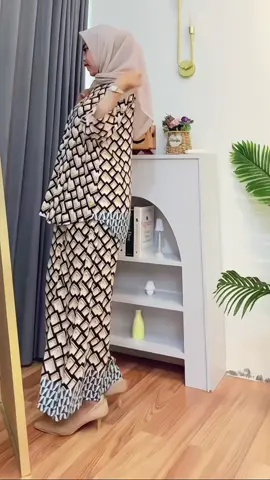 secantik ini🤩 #oneset #setelanjumbo #ootdhijab #fypシ゚ #bismillahfyp 